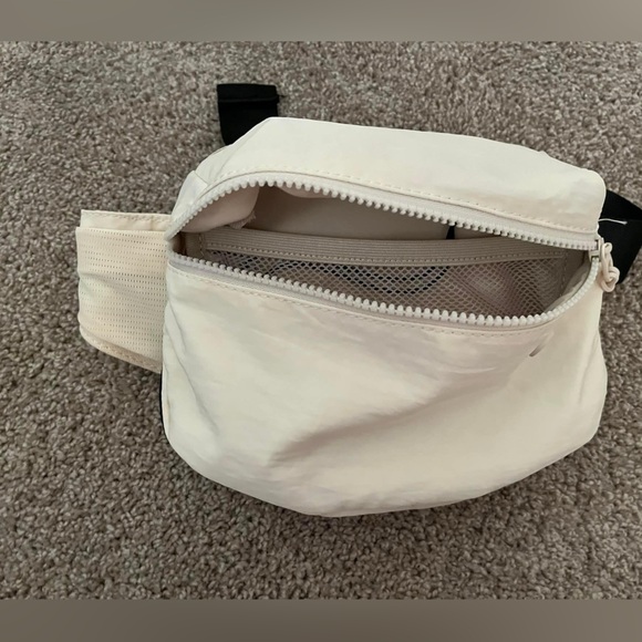 Cream Crossbody/Belt Bag - Picture 3 of 6
